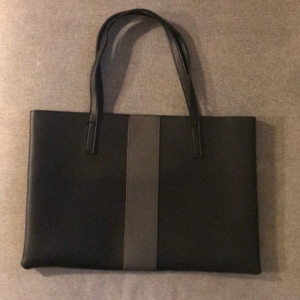 Vince Camuto Luck Tote